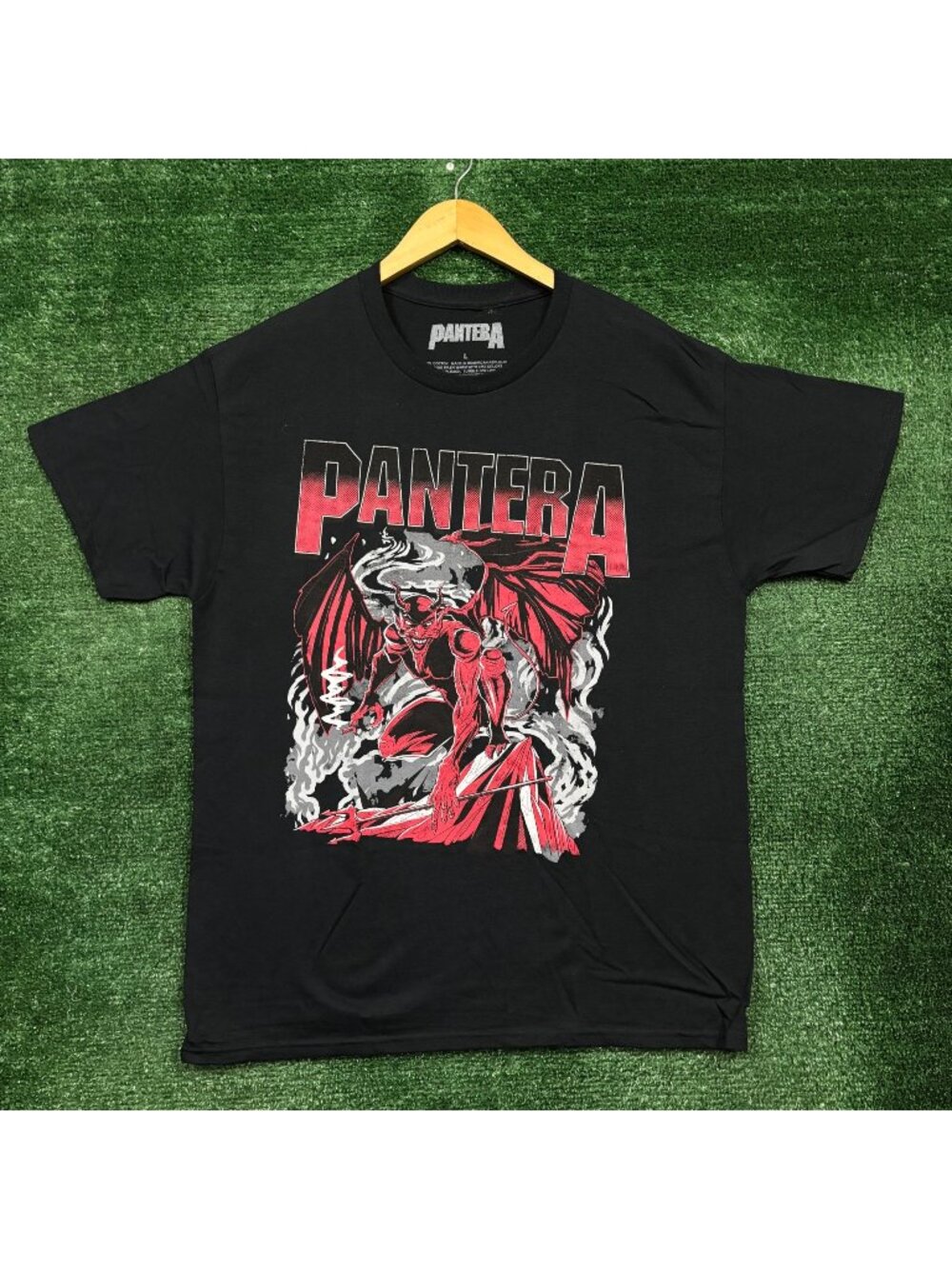 Pantera Smoking Devil T-Shirt Size Large